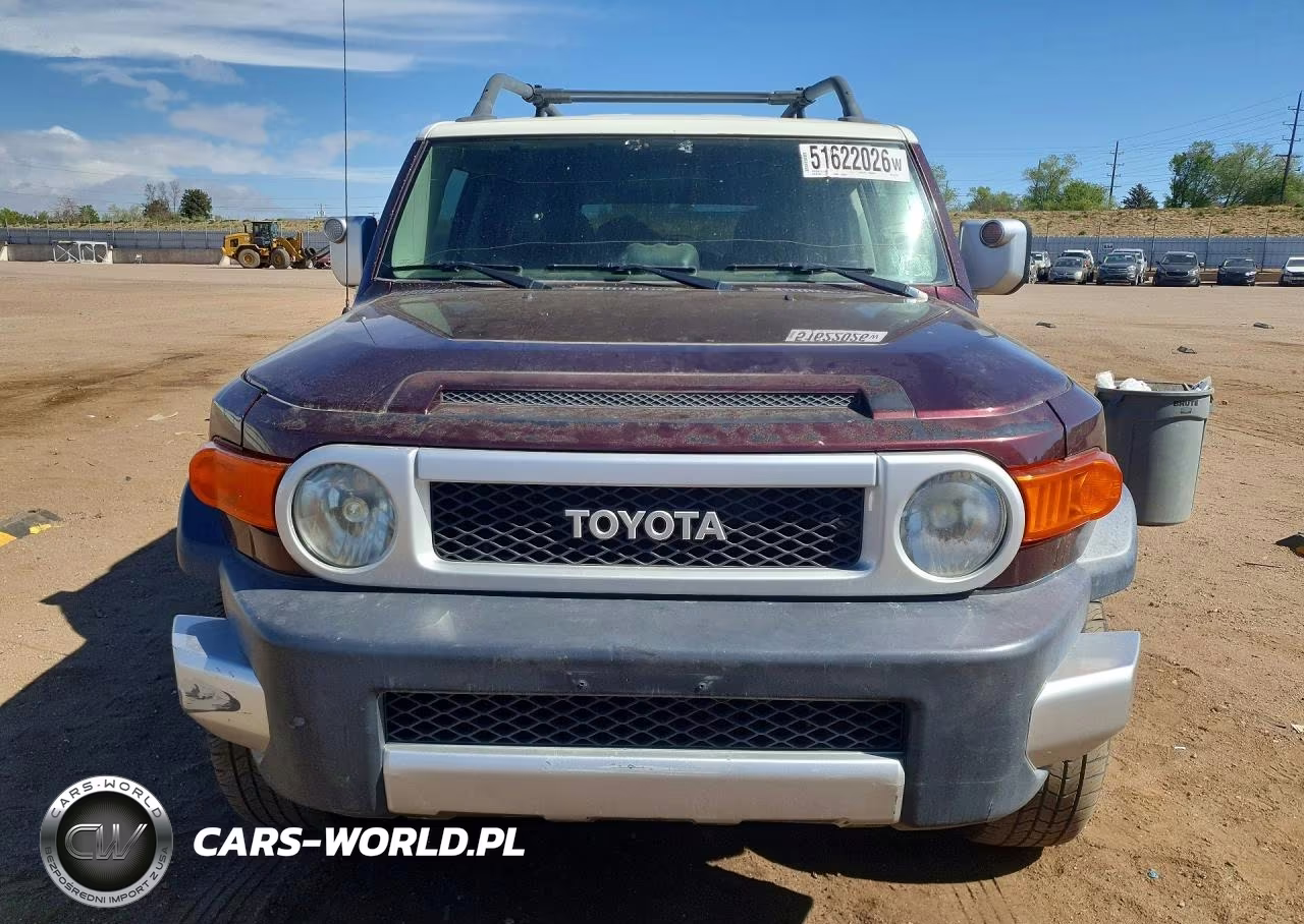 2007 Toyota Fj Cruiser Base VIN:JTEZU11F770012852 - 5