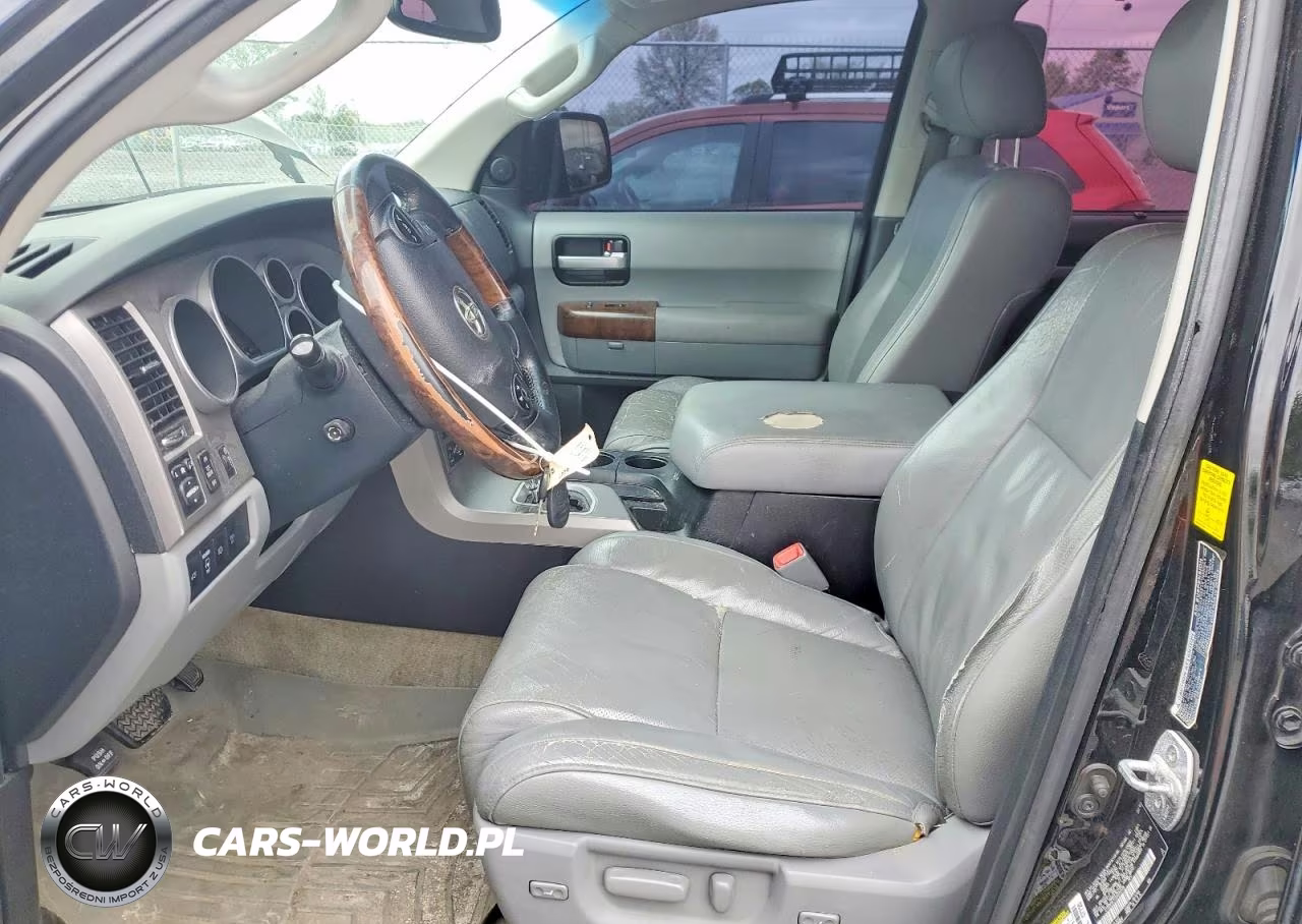 2010 Toyota Sequoia Platinum VIN:5TDDW5G15AS034526 - 7
