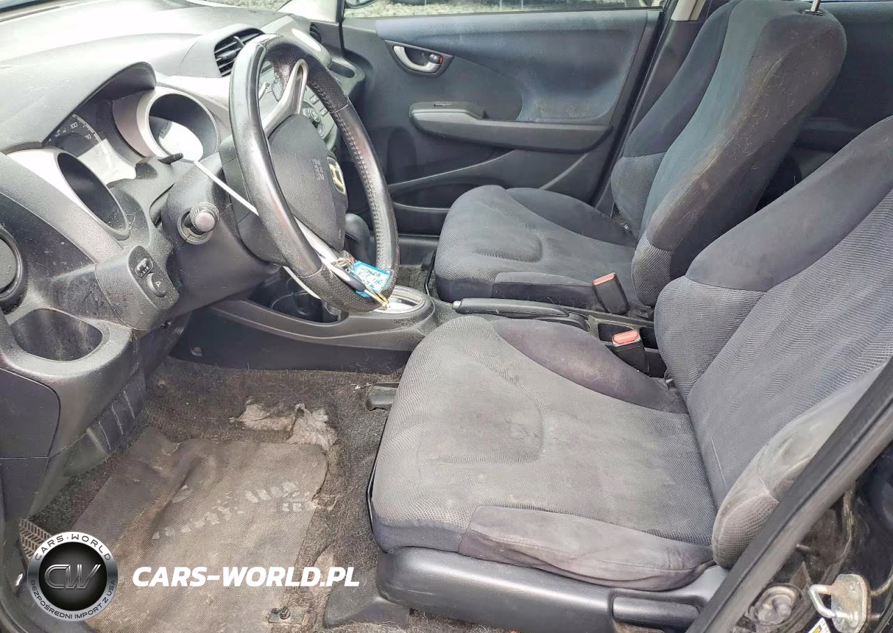 2010 Honda Fit Sport VIN:JHMGE8H4XAC002813 - 7