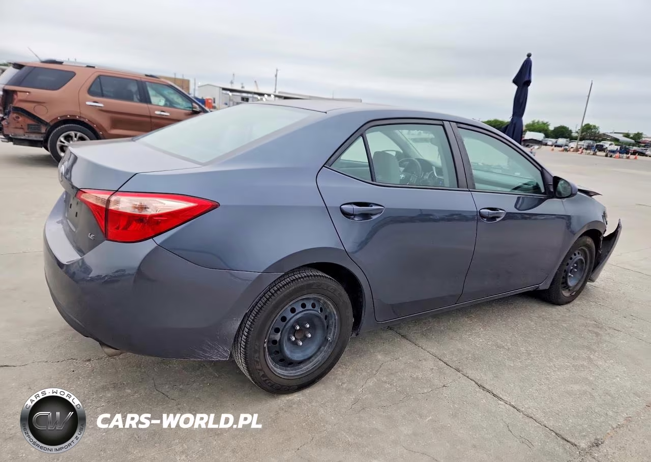 2019 Toyota Corolla Le VIN:5YFBURHEXKP883793 - 3