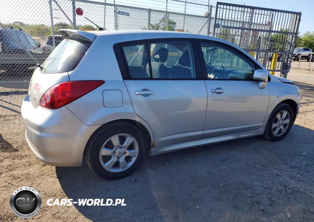 2009 Nissan Versa 1.8 S VIN:3N1BC13E39L372772 - 3
