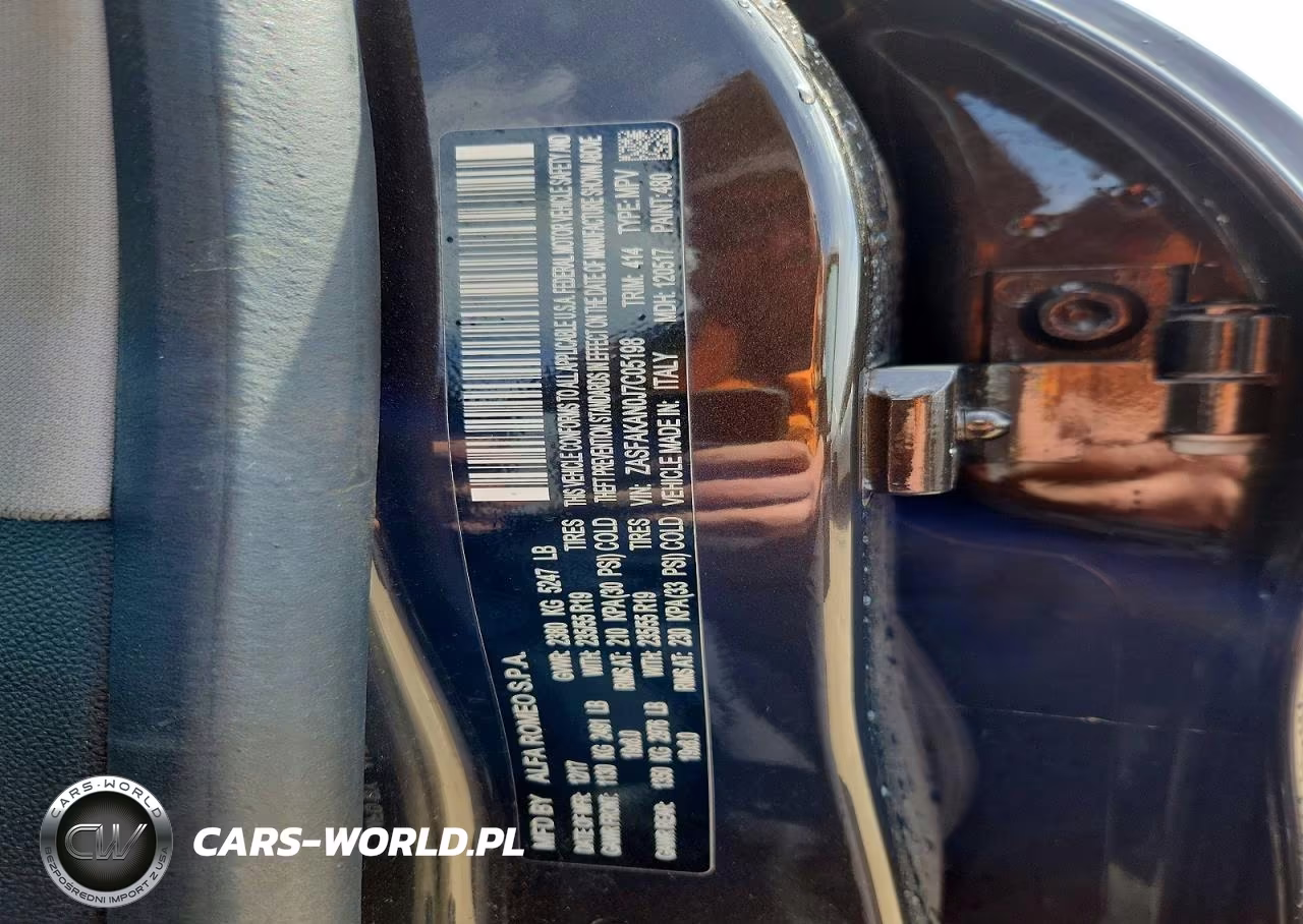 2018 Alfa Romeo Stelvio VIN:ZASFAKAN0J7C05198 - 13