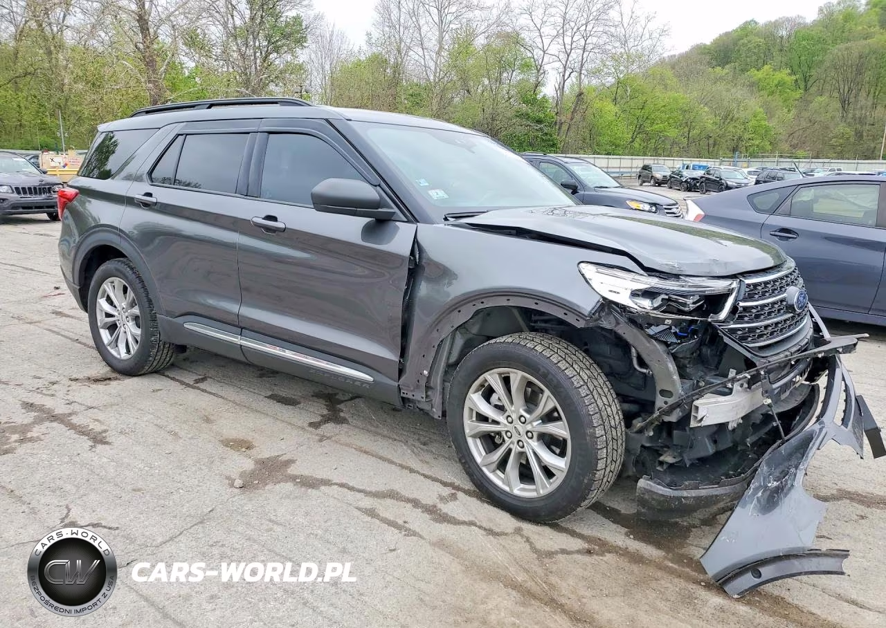 2020 Ford Explorer Xlt VIN:1FMSK8DH1LGB45668 - 4