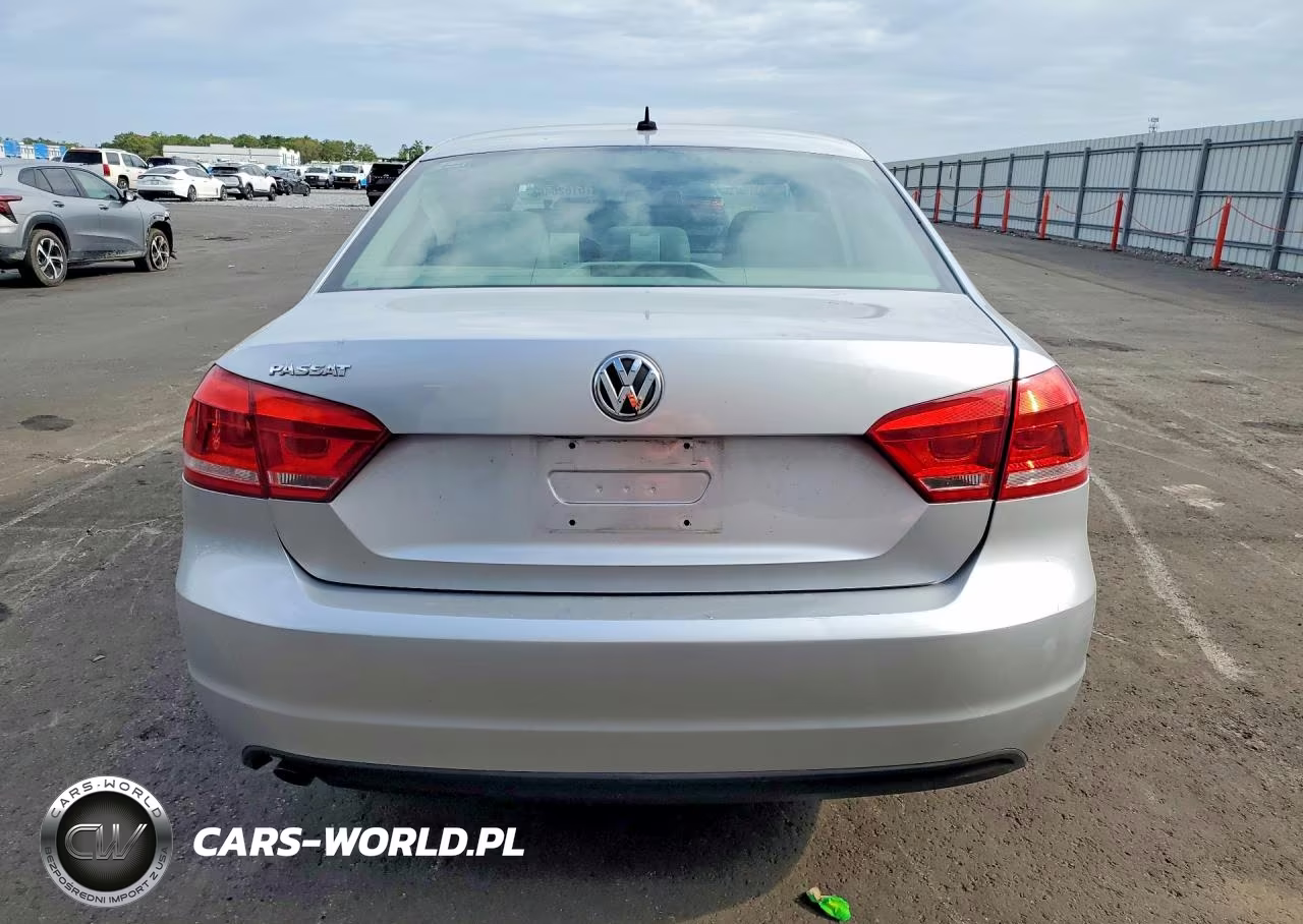 2013 Volkswagen Passat S VIN:1VWAH7A37DC008774 - 6