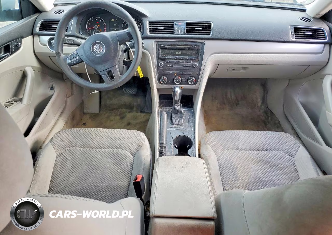 2013 Volkswagen Passat S VIN:1VWAH7A37DC008774 - 8