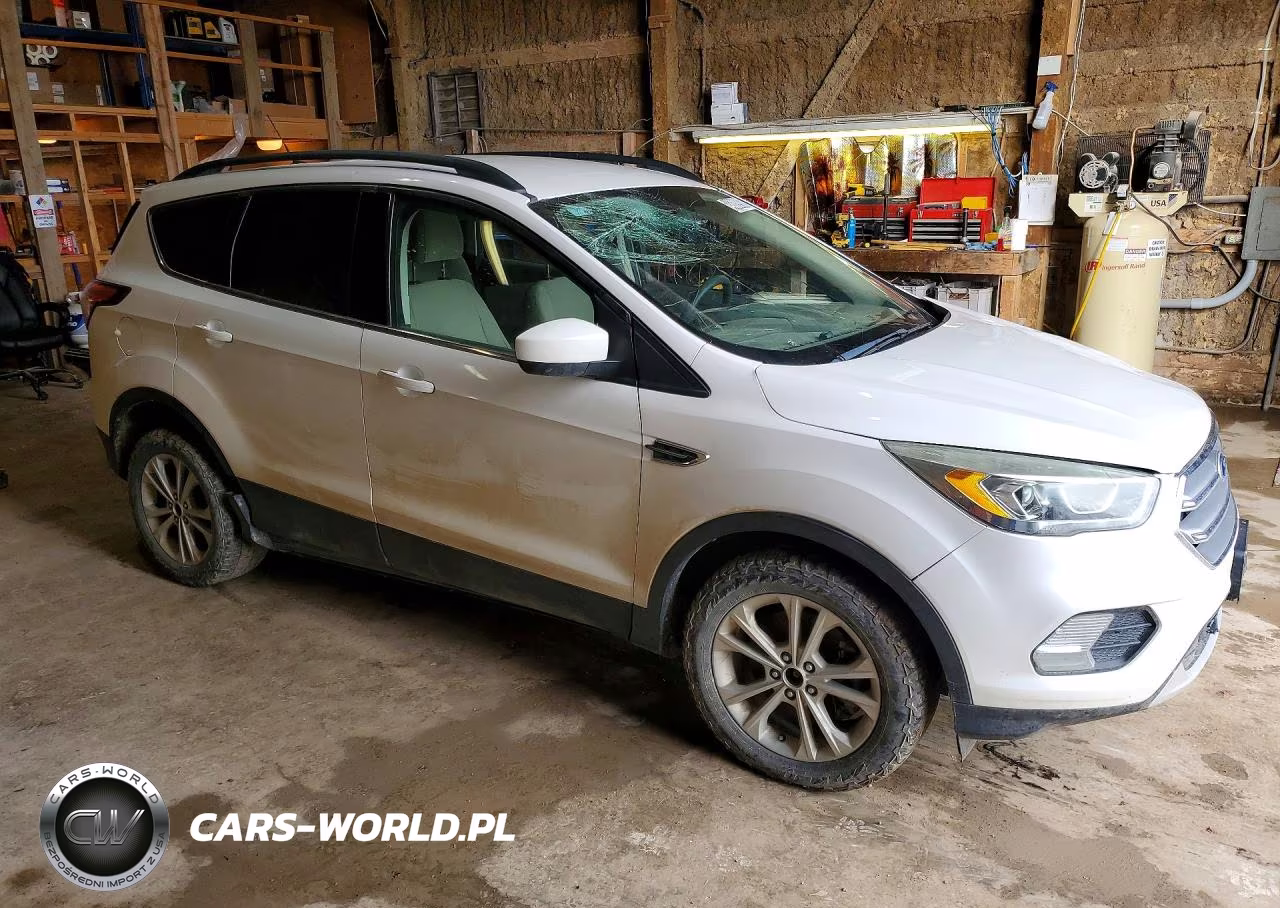 2017 Ford Escape Se VIN:1FMCU9G96HUA23082 - 4