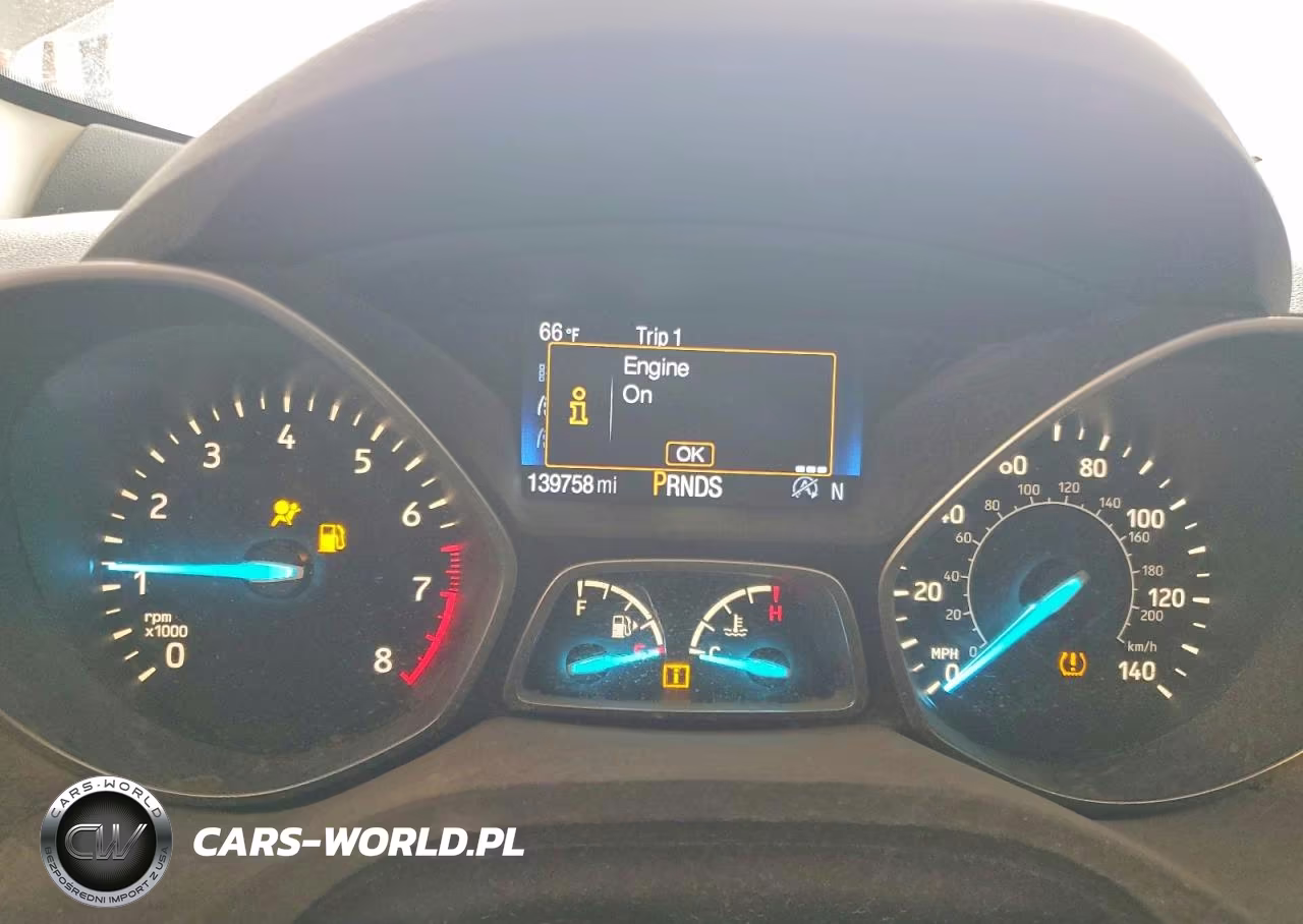 2017 Ford Escape Se VIN:1FMCU9G96HUA23082 - 9