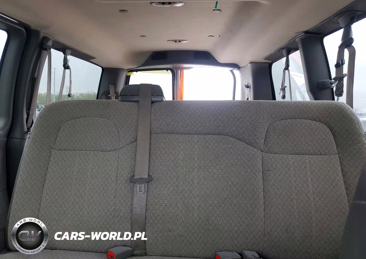 2019 Chevrolet Express G2500 Lt VIN:1GAWGFFG0K1235095 - 10