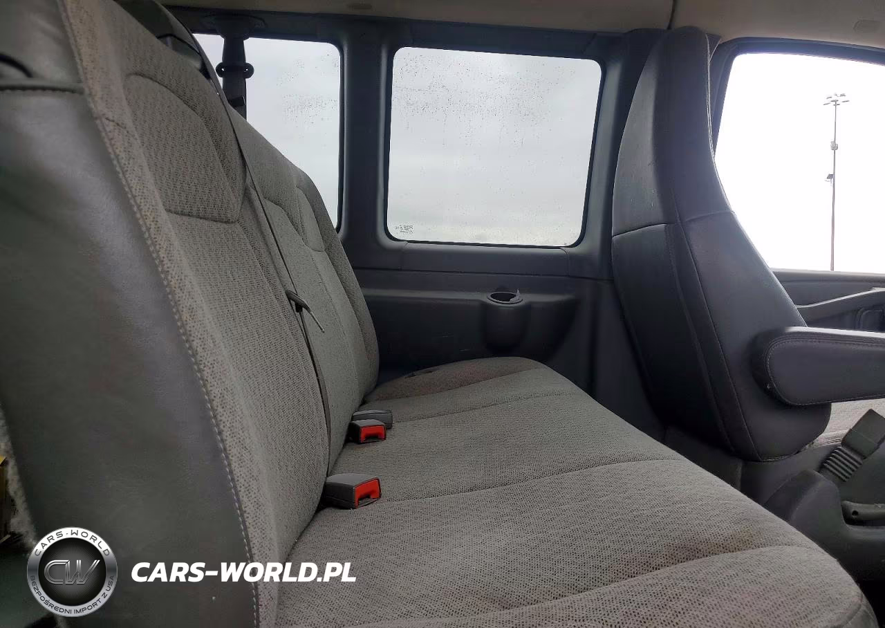 2019 Chevrolet Express G2500 Lt VIN:1GAWGFFG0K1235095 - 11