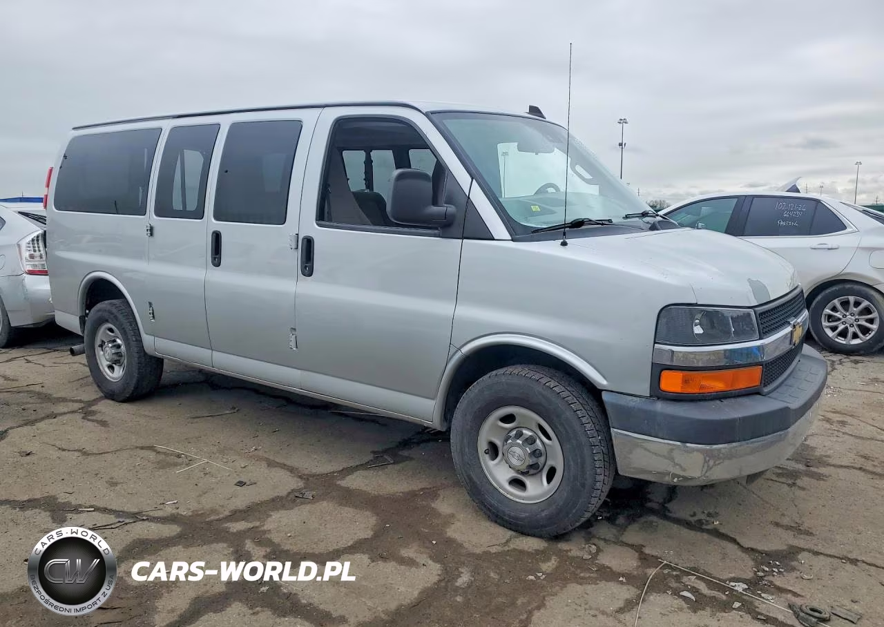 2019 Chevrolet Express G2500 Lt VIN:1GAWGFFG0K1235095 - 4