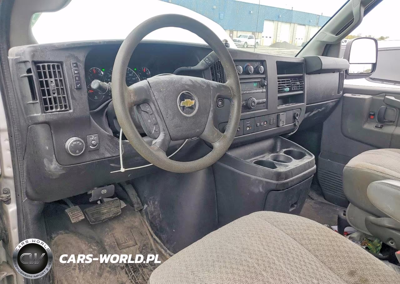 2019 Chevrolet Express G2500 Lt VIN:1GAWGFFG0K1235095 - 8