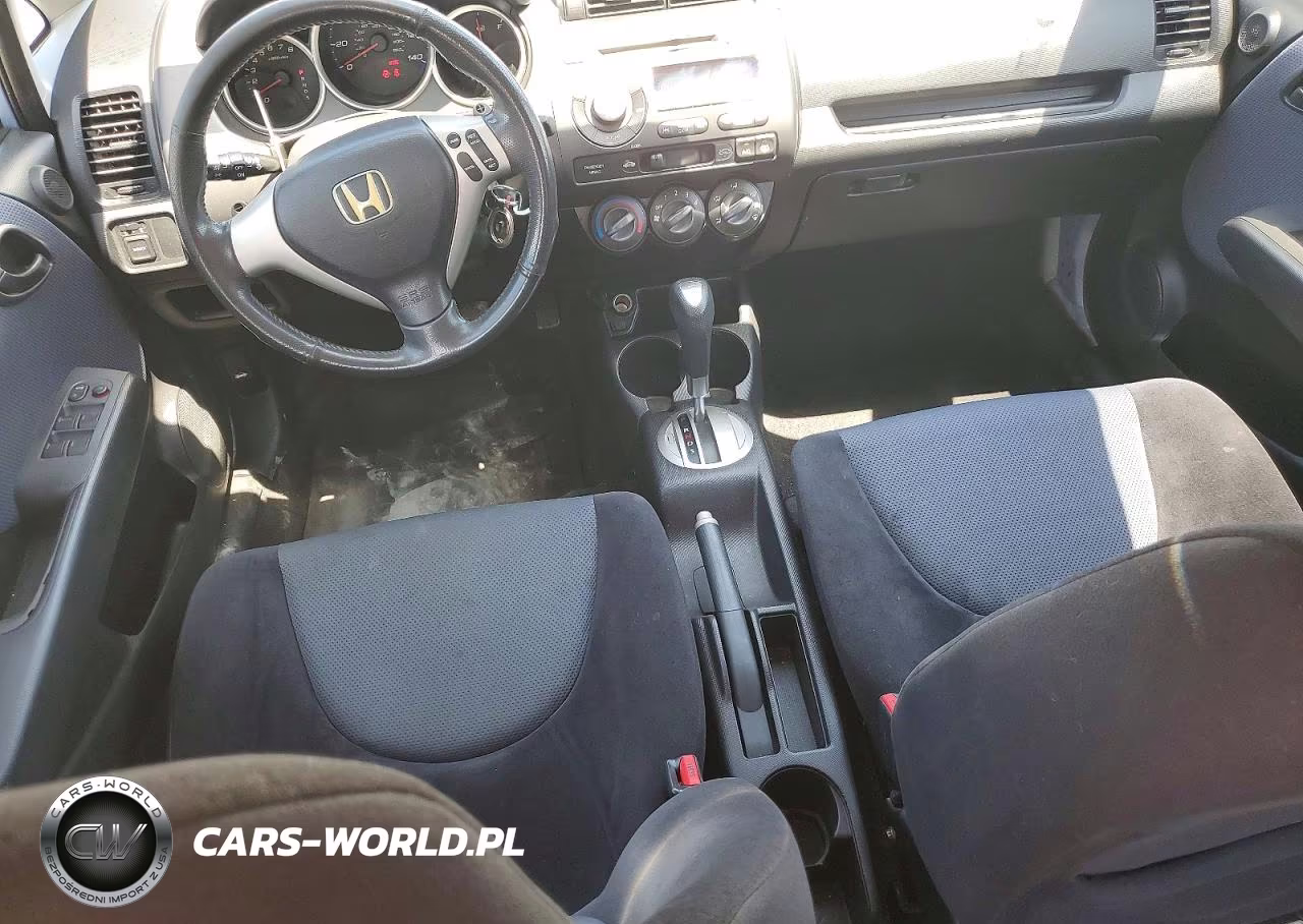 2008 Honda Fit Sport VIN:JHMGD38668S041907 - 8