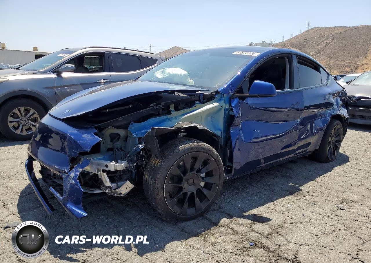 2024 Tesla Model Y – zdjęcie 1 z 13
