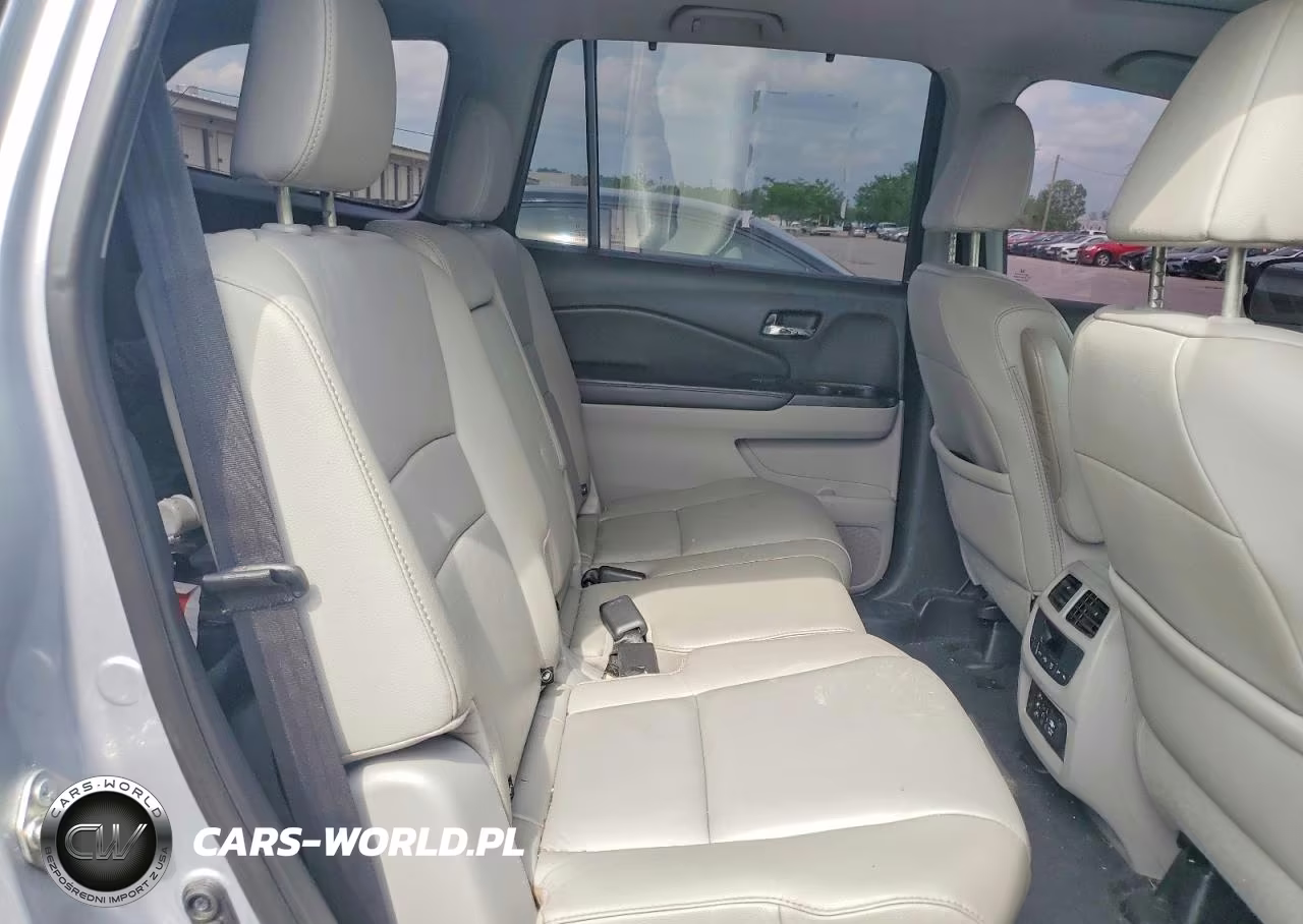 2016 Honda Pilot Touring VIN:5FNYF6H98GB014733 - 11