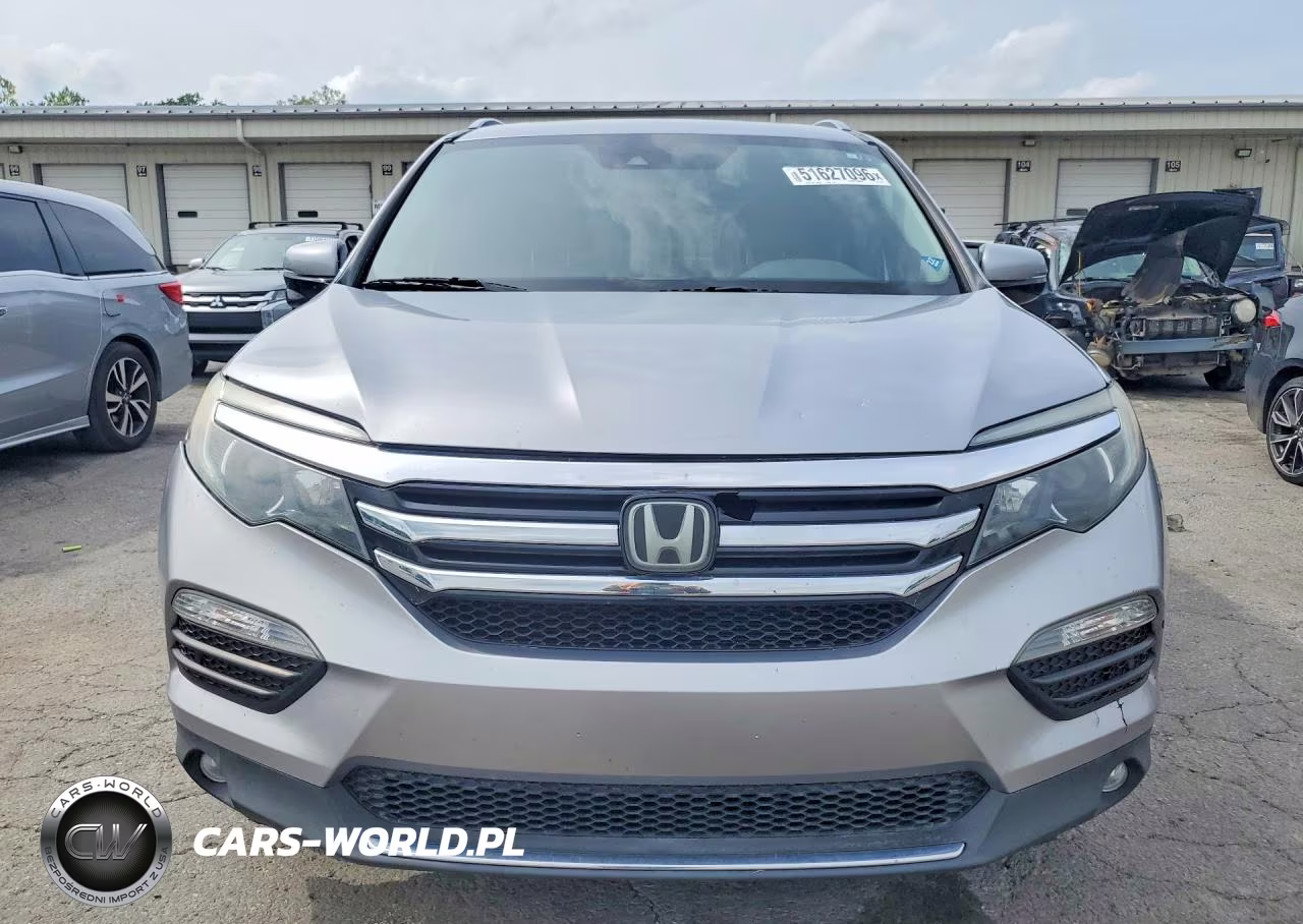 2016 Honda Pilot Touring VIN:5FNYF6H98GB014733 - 5