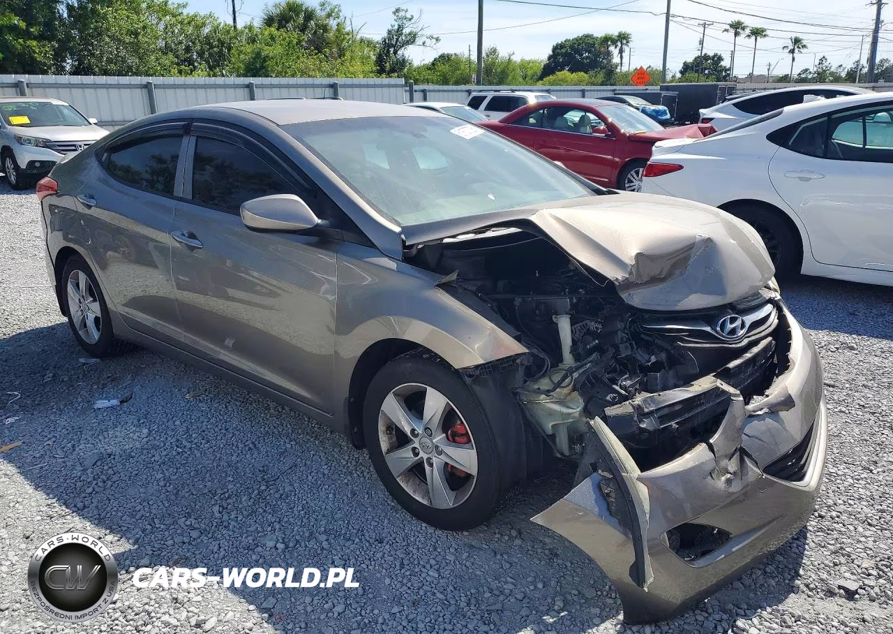 2013 Hyundai Elantra Gls VIN:5NPDH4AE5DH281278 - 4