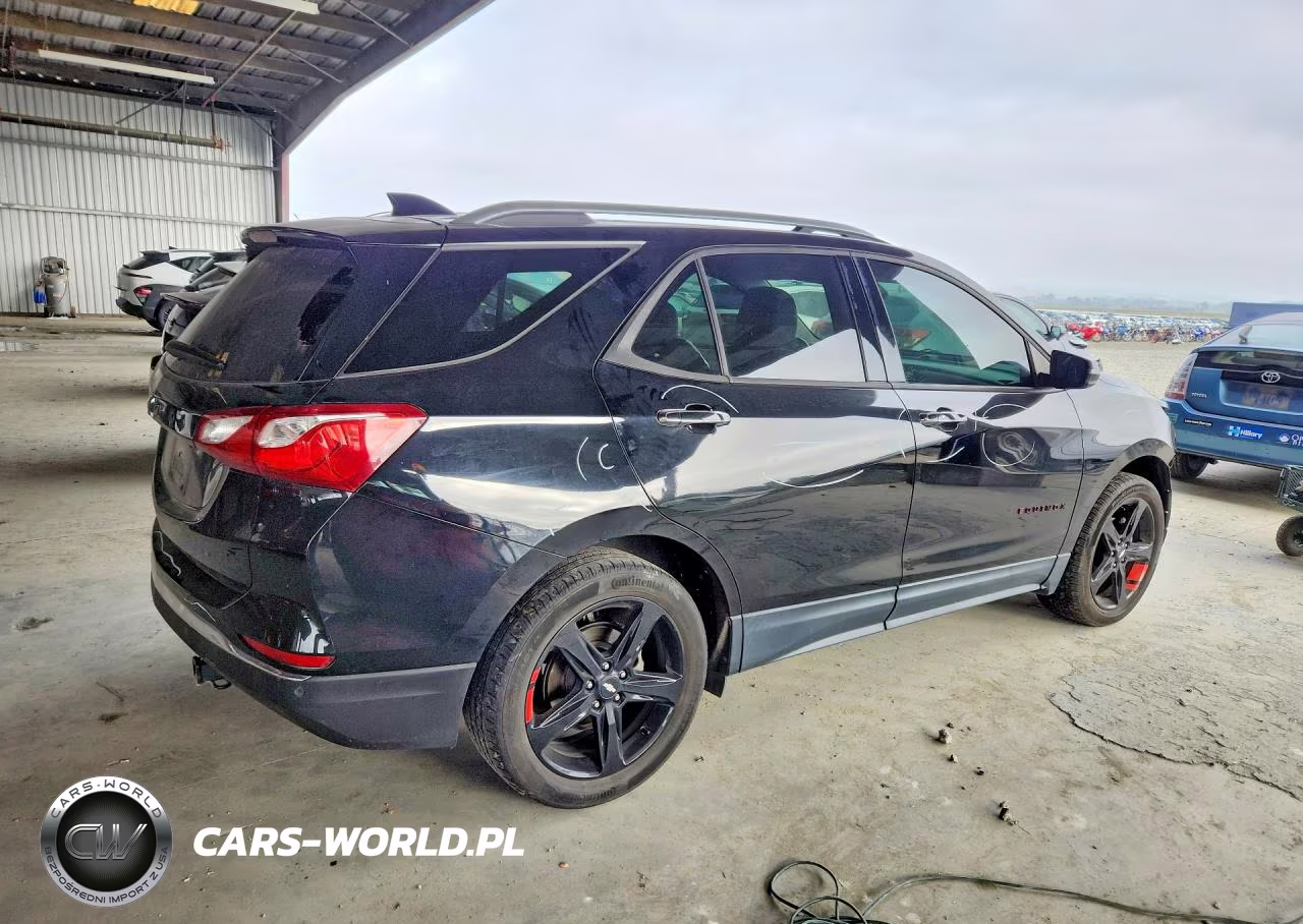 2020 Chevrolet Equinox Premier VIN:2GNAXNEV6L6201745 - 3