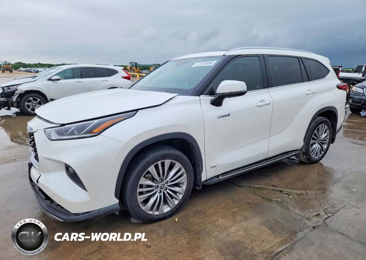 2021 Toyota Highlander Hybrid Platinum