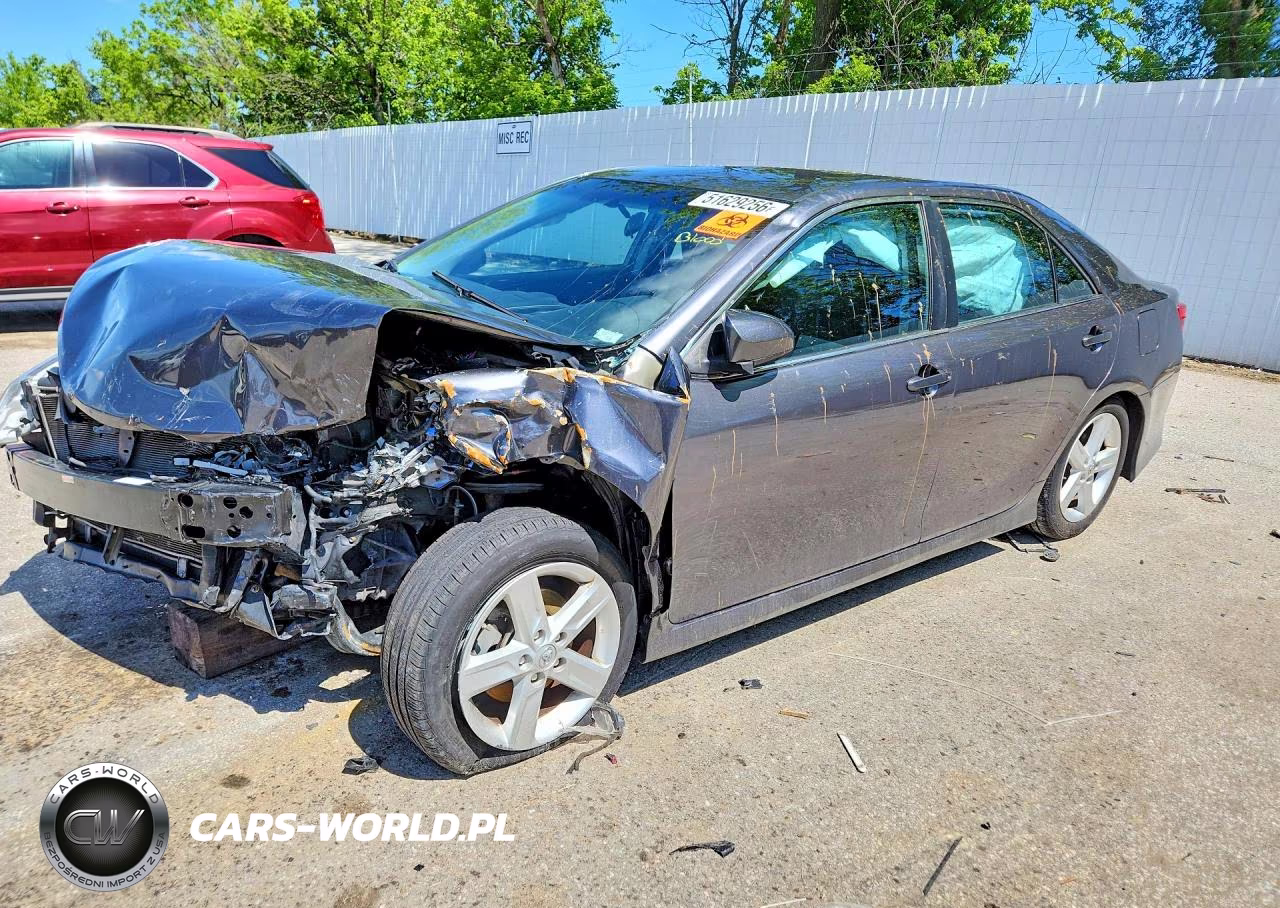 2014 Toyota Camry L – zdjęcie 1 z 12