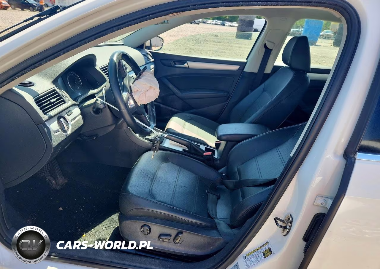 2012 Volkswagen Passat Se VIN:1VWBP7A3XCC084205 - 7