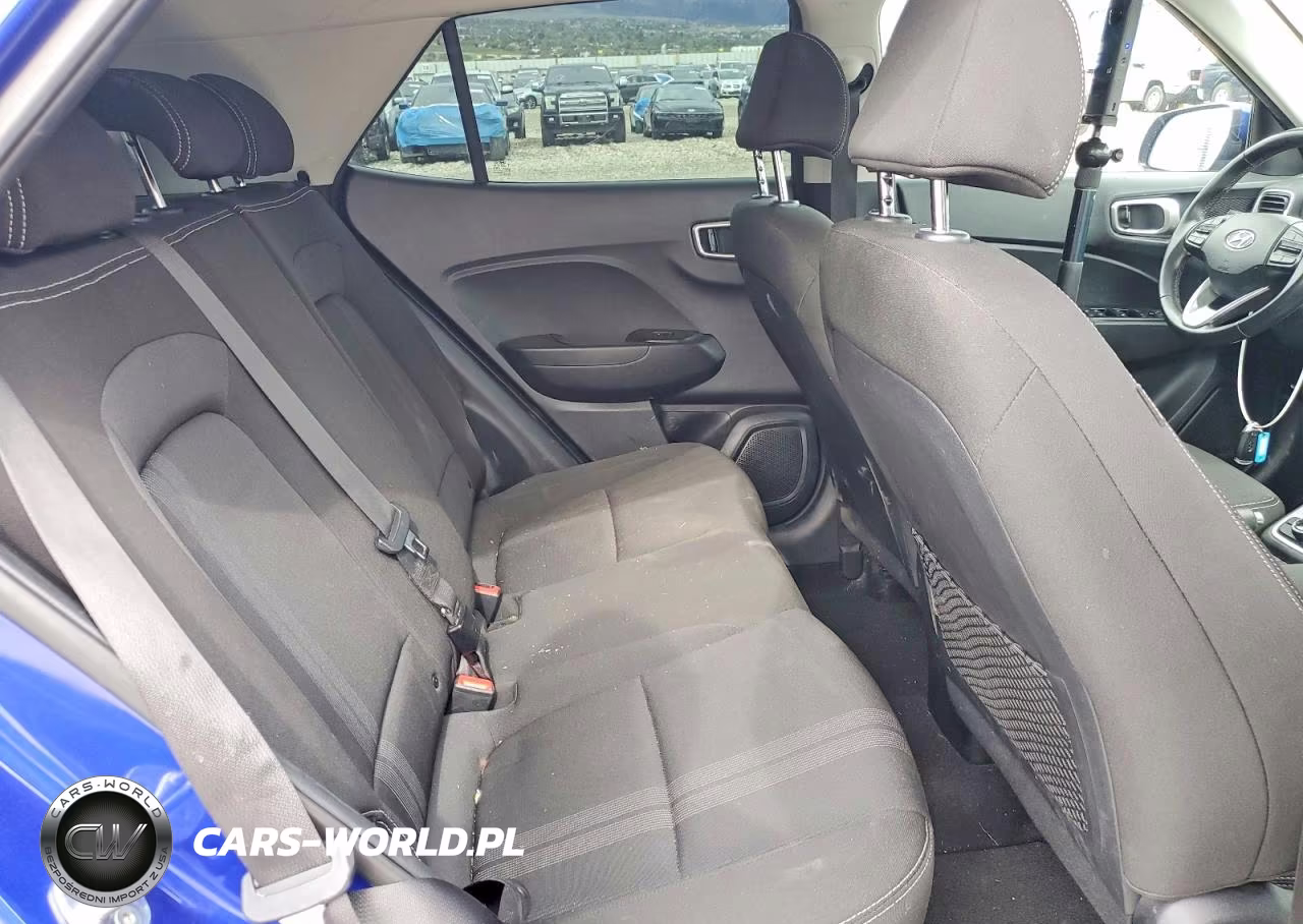 2021 Hyundai Venue Sel VIN:KMHRC8A33MU094472 - 10