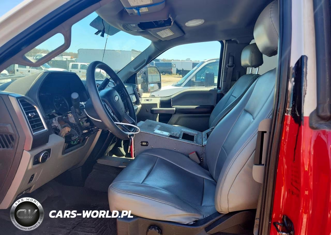 2017 Ford F550 Super Duty VIN:1FD0X5HT3HEE07585 - 7