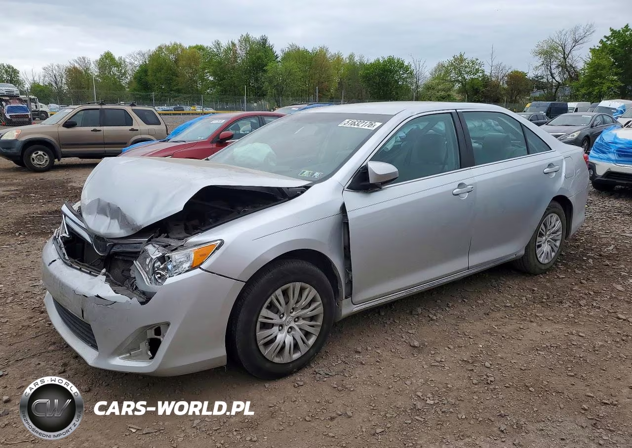 2014 Toyota Camry L – zdjęcie 1 z 12