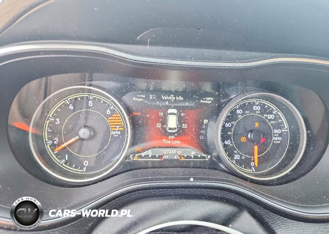 2019 Jeep Cherokee Limited VIN:1C4PJLDB8KD325046 - 9