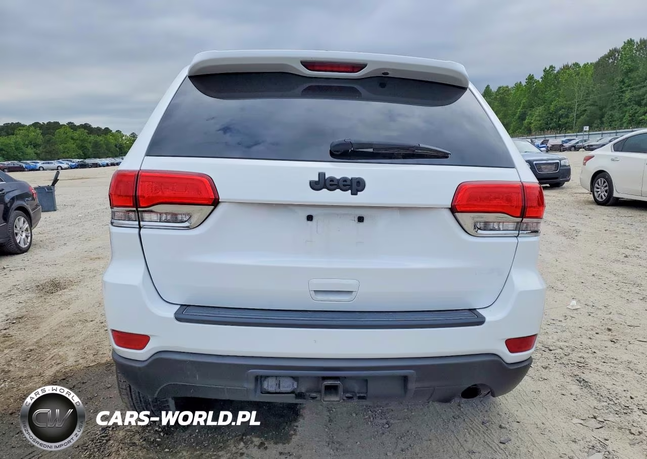 2015 Jeep Grand Cherokee Laredo VIN:1C4RJEAG3FC944363 - 6