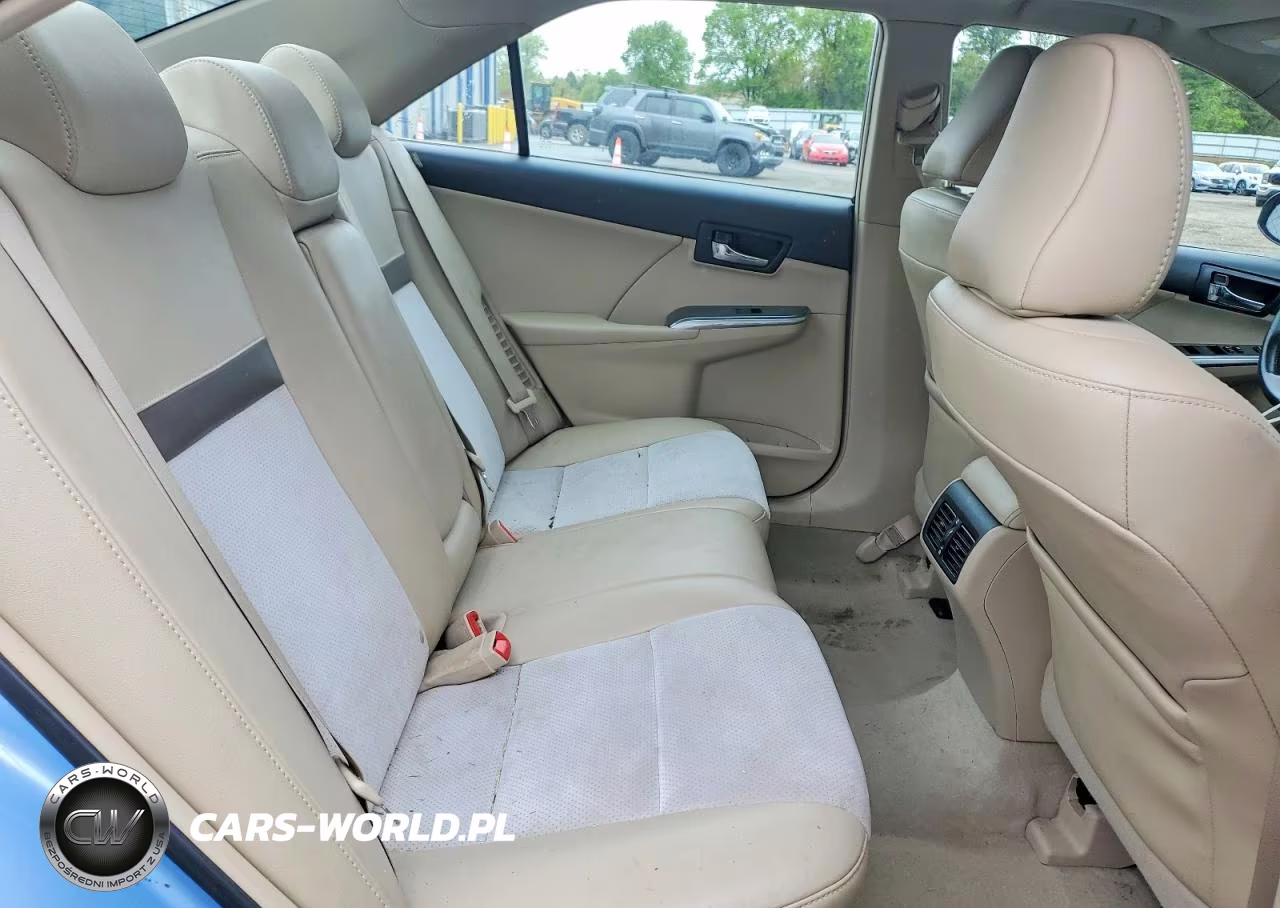 2012 Toyota Camry Hybrid Le VIN:4T1BD1FK7CU038927 - 10