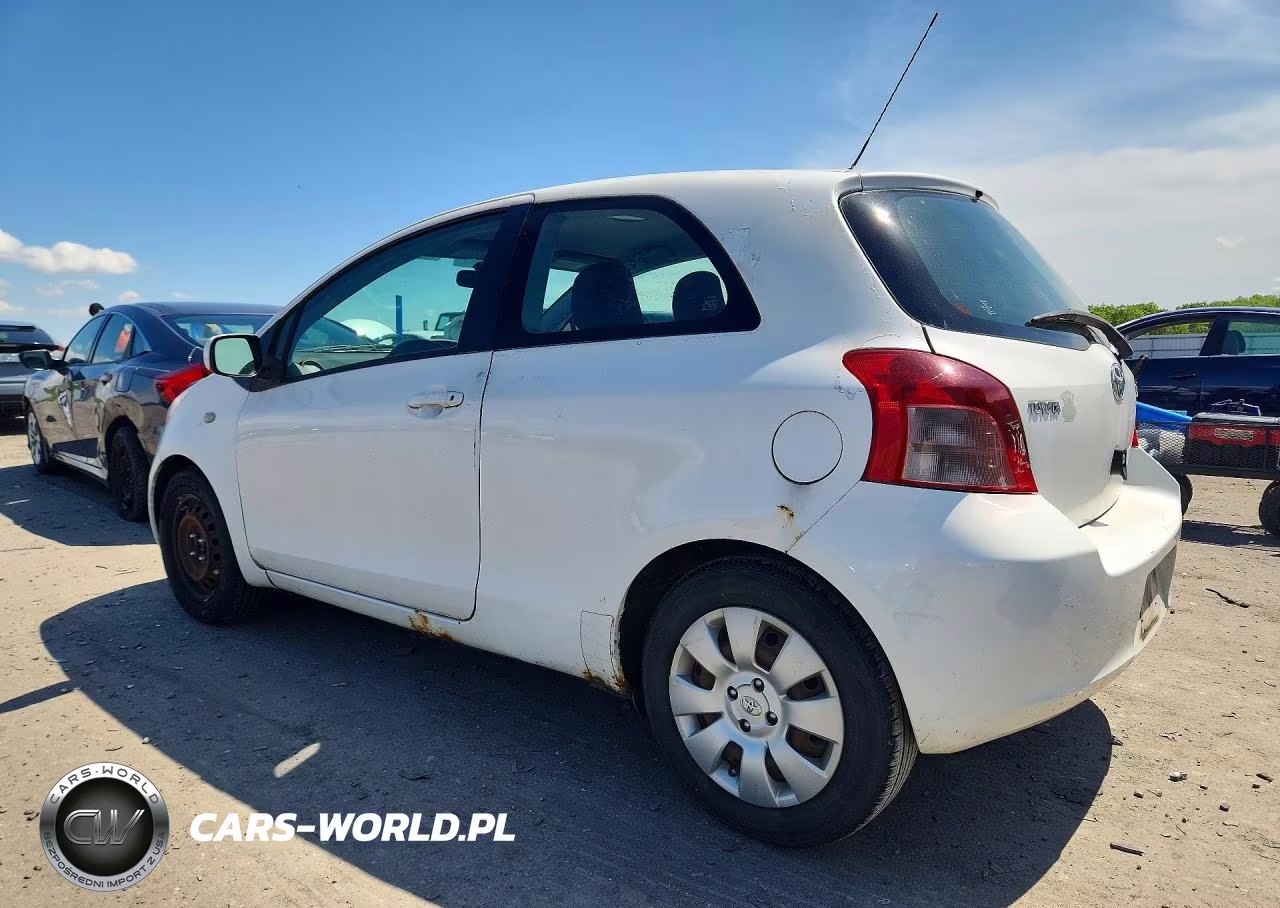 2008 Toyota Yaris Base VIN:JTDJT923885220914 - 2