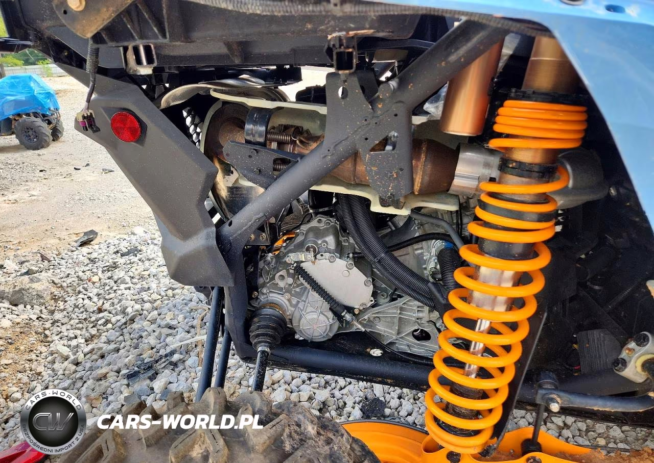 2025 Can-Am Maverick X3 Utility Vehicle VIN:3JBVGAY43SE000781 - 10
