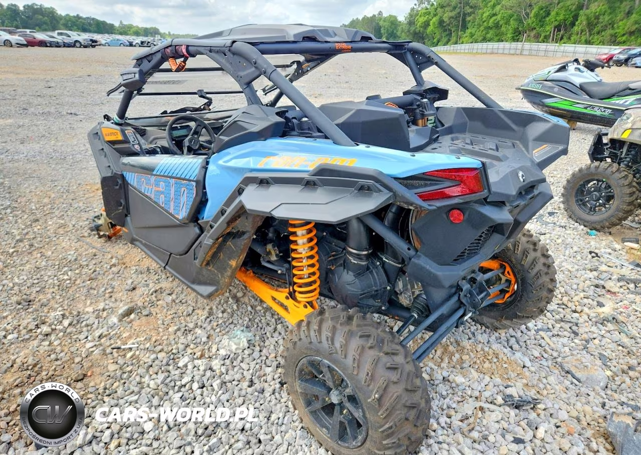 2025 Can-Am Maverick X3 Utility Vehicle VIN:3JBVGAY43SE000781 - 3