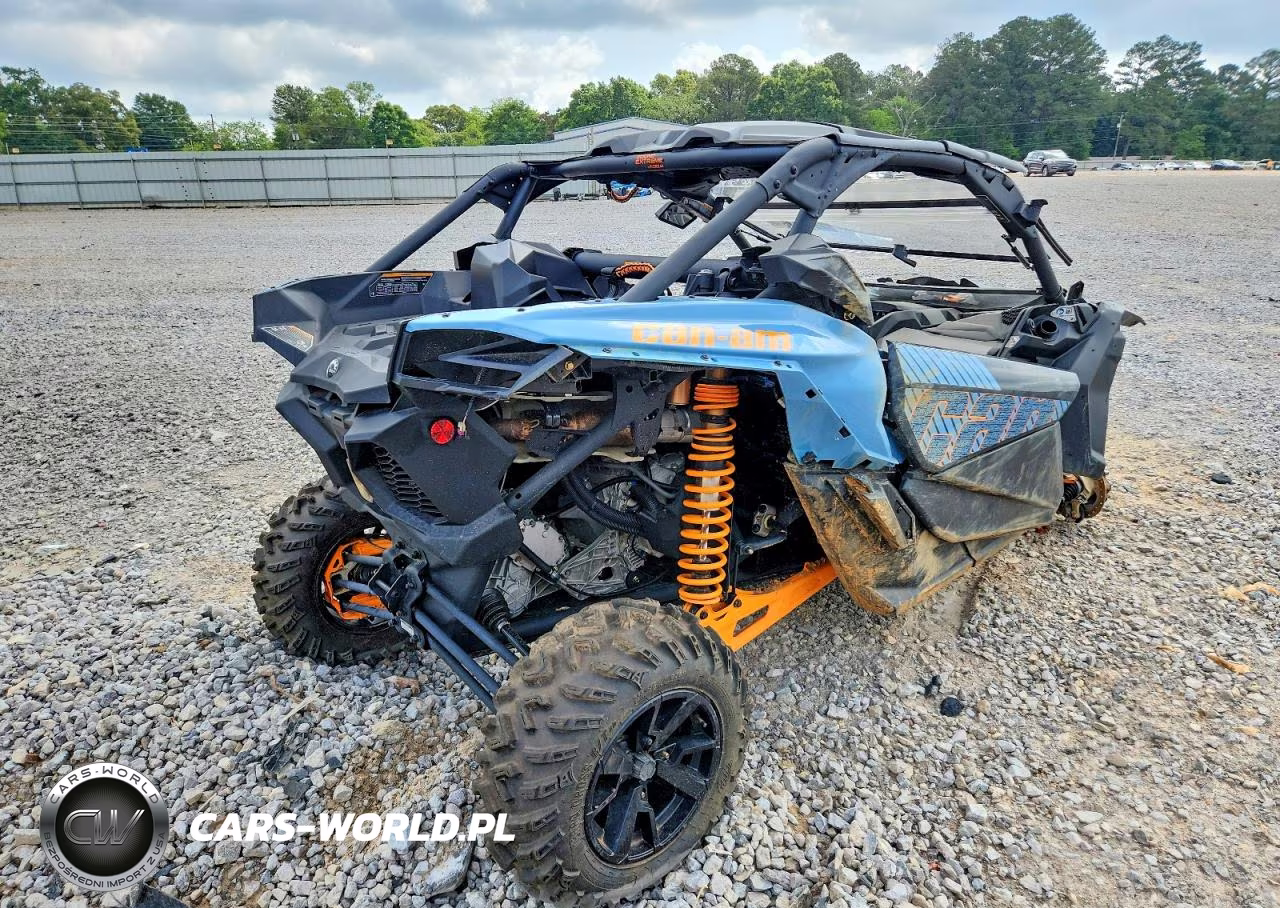 2025 Can-Am Maverick X3 Utility Vehicle VIN:3JBVGAY43SE000781 - 4