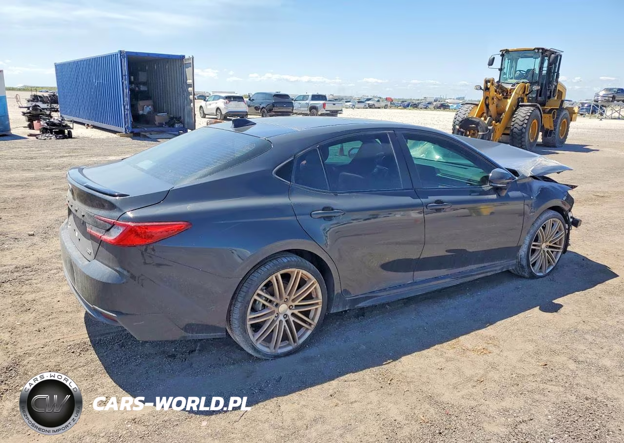2025 Toyota Camry Xse VIN:4T1DAACK2SU029377 - 3