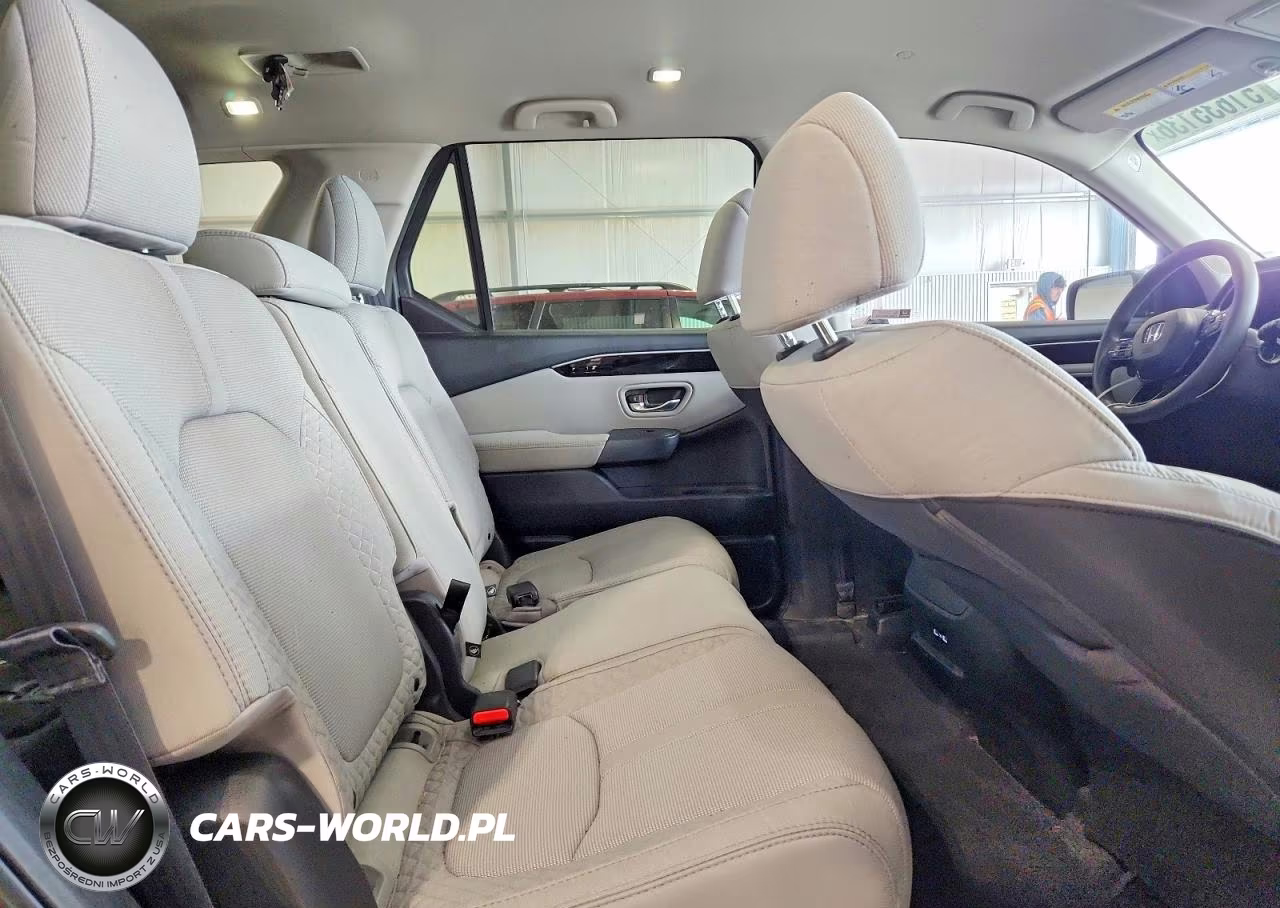 2023 Honda Pilot Lx VIN:5FNYG2H24PB010705 - 11