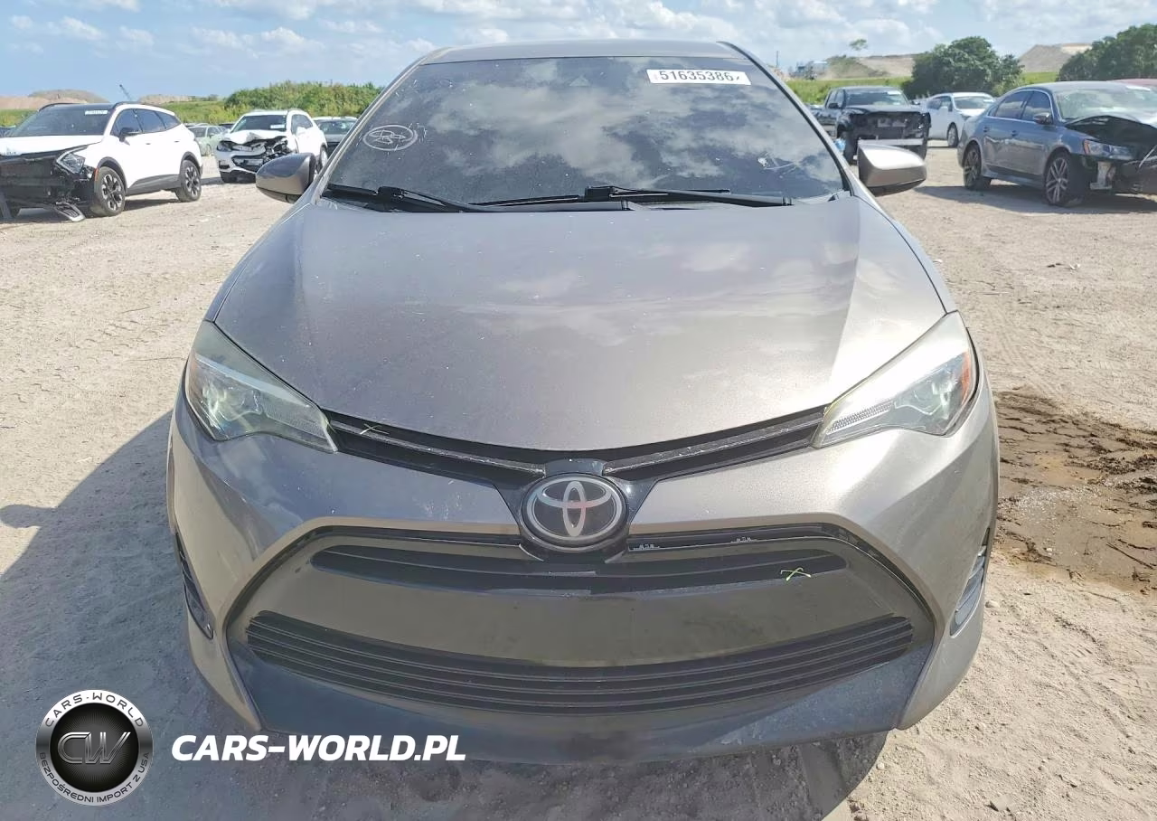 2018 Toyota Corolla Le VIN:2T1BURHEXJC029515 - 5