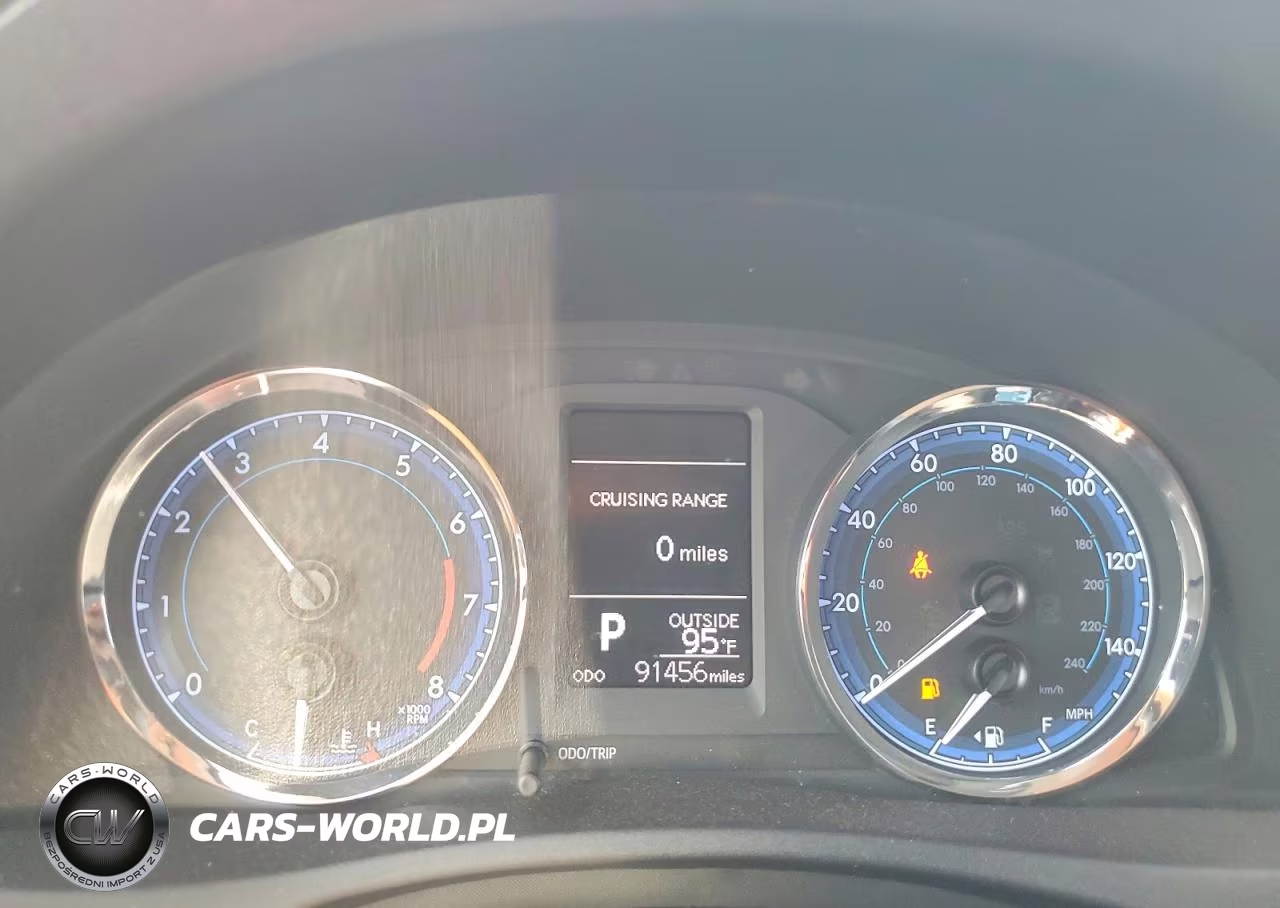 2018 Toyota Corolla Le VIN:2T1BURHEXJC029515 - 9