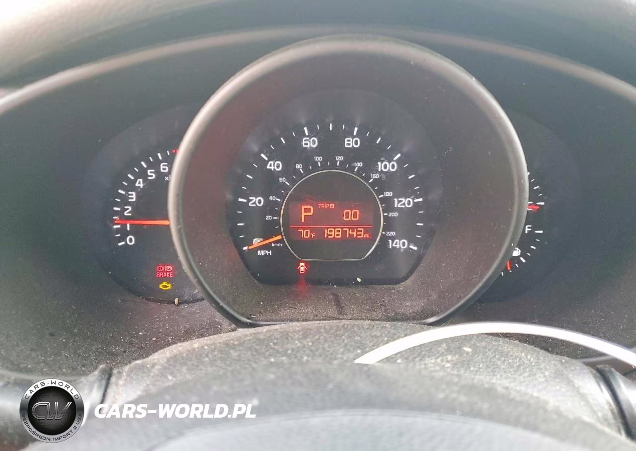 2014 Kia Soul Base VIN:KNDJN2A25E7715758 - 9
