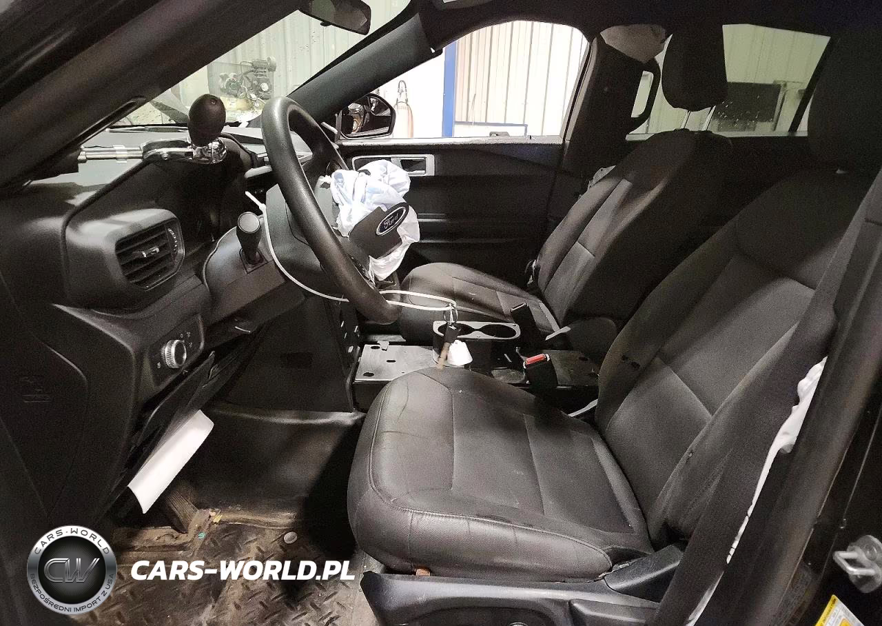2022 Ford Explorer Police Interceptor VIN:1FM5K8ABXNGA08440 - 7
