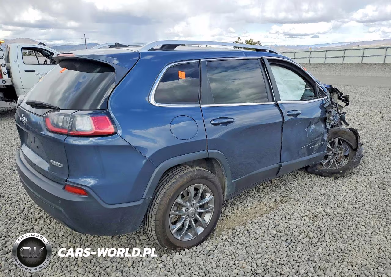 2020 Jeep Cherokee Latitude Plus VIN:1C4PJMLB8LD532948 - 3