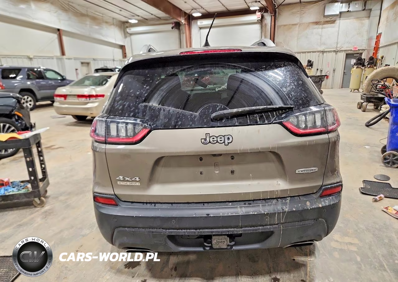 2019 Jeep Cherokee Latitude Plus VIN:1C4PJMLX3KD287910 - 6