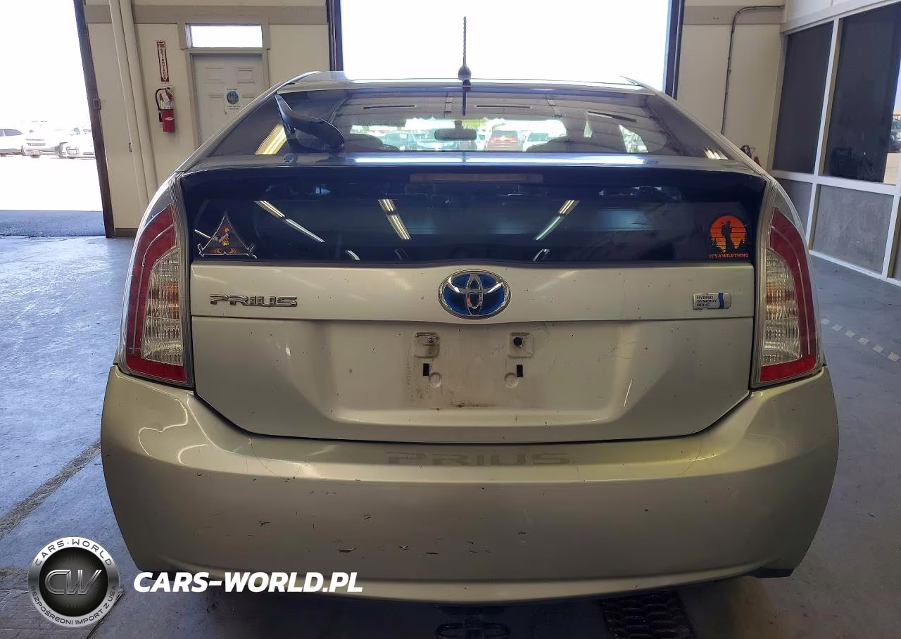 2014 Toyota Prius One VIN:JTDKN3DUXE1781555 - 6