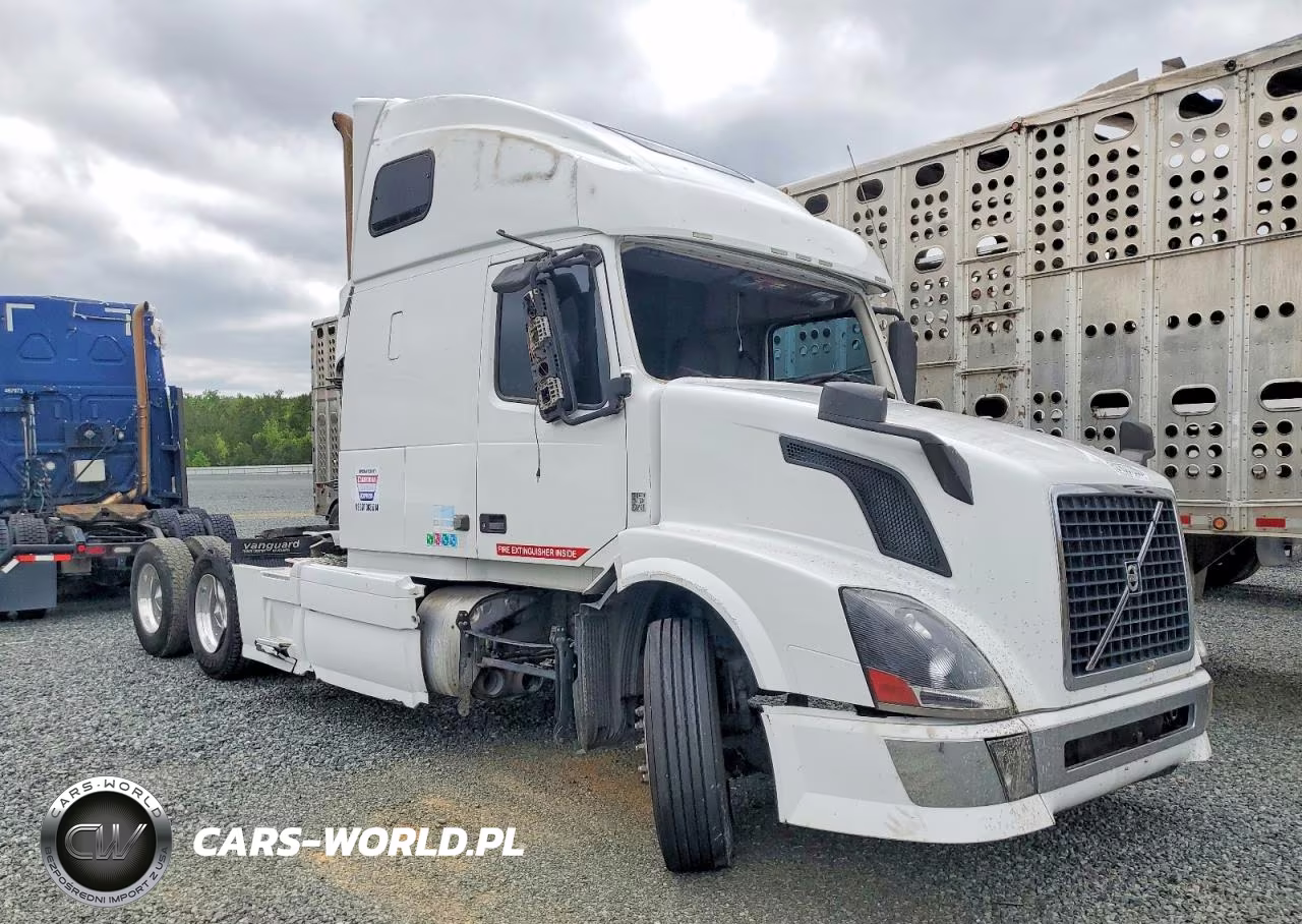 2015 Volvo Vnl Semi Truck