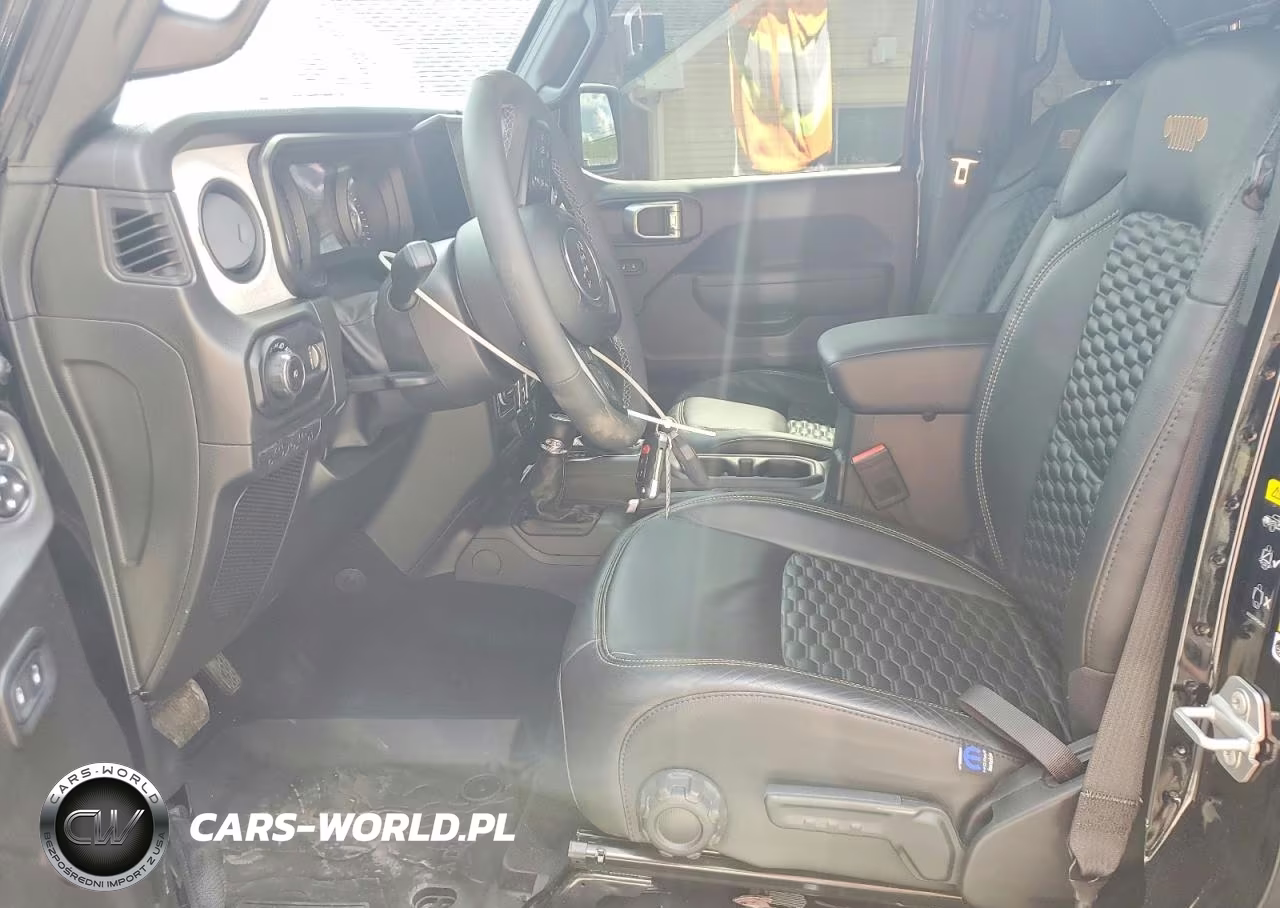 2025 Jeep Wrangler Sport VIN:1C4PJXDG3SW654910 - 7