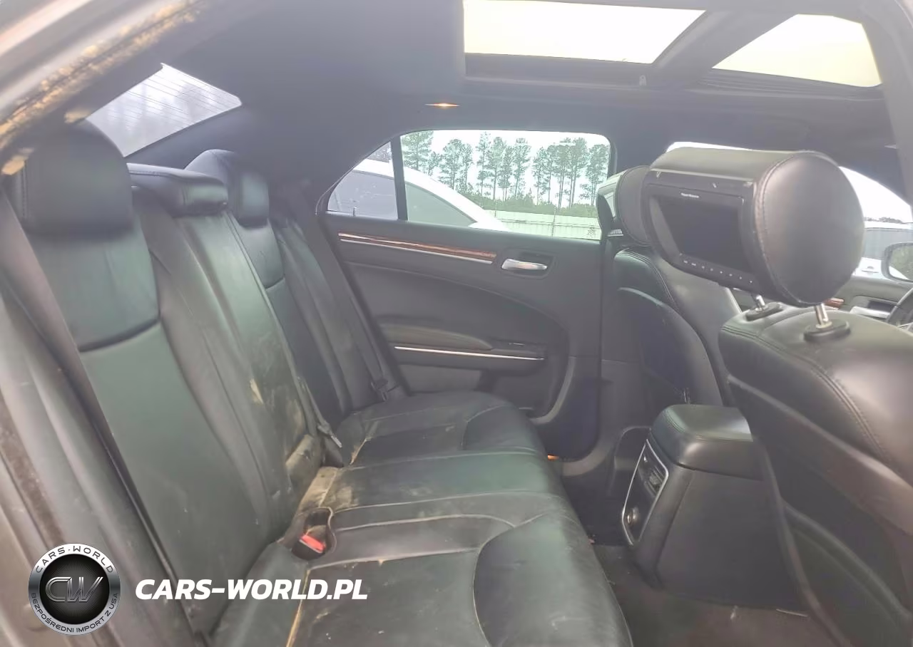 2012 Chrysler 300 Limited VIN:2C3CCACG3CH216870 - 10
