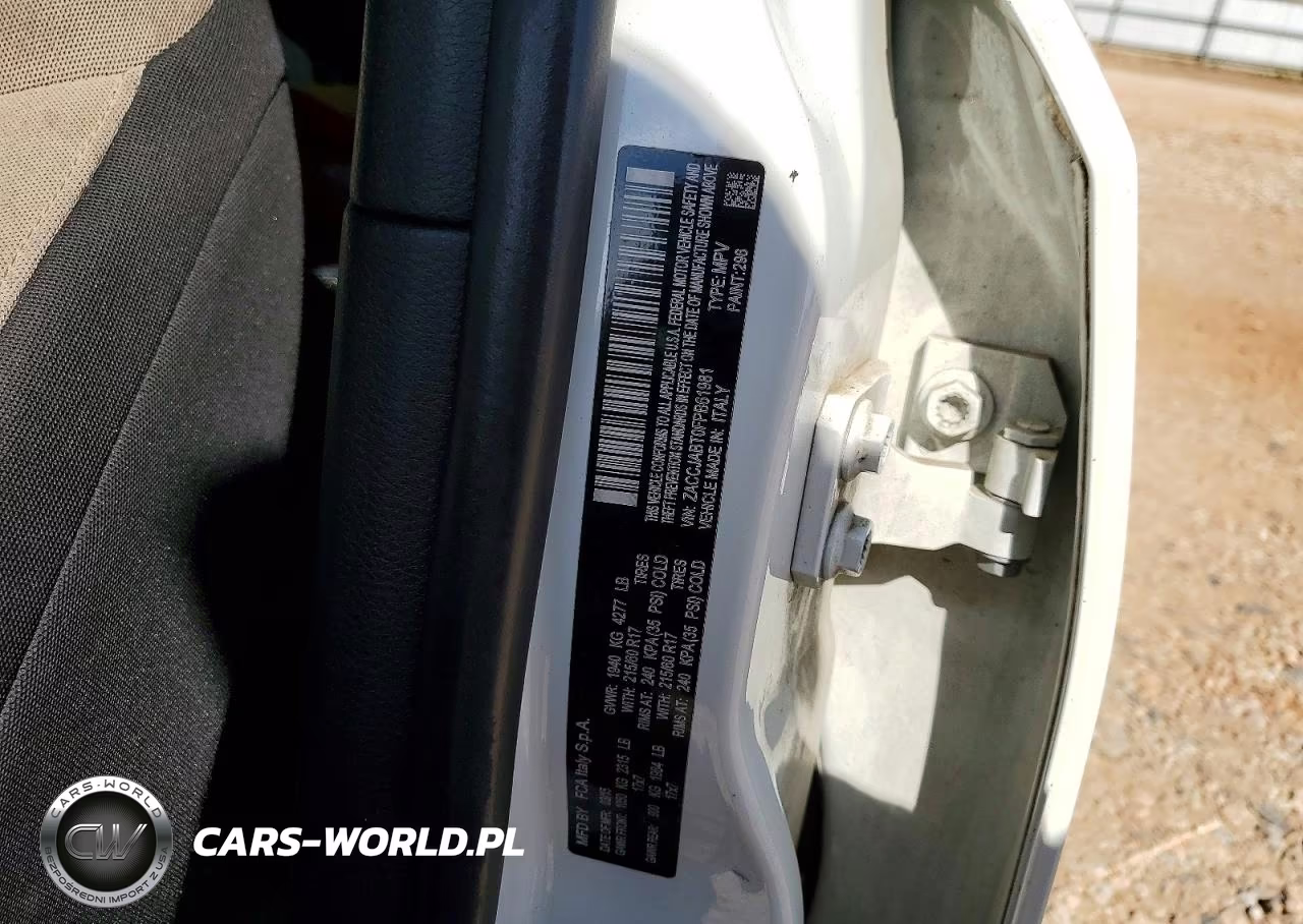 2015 Jeep Renegade Latitude VIN:ZACCJABT0FPB61981 - 13