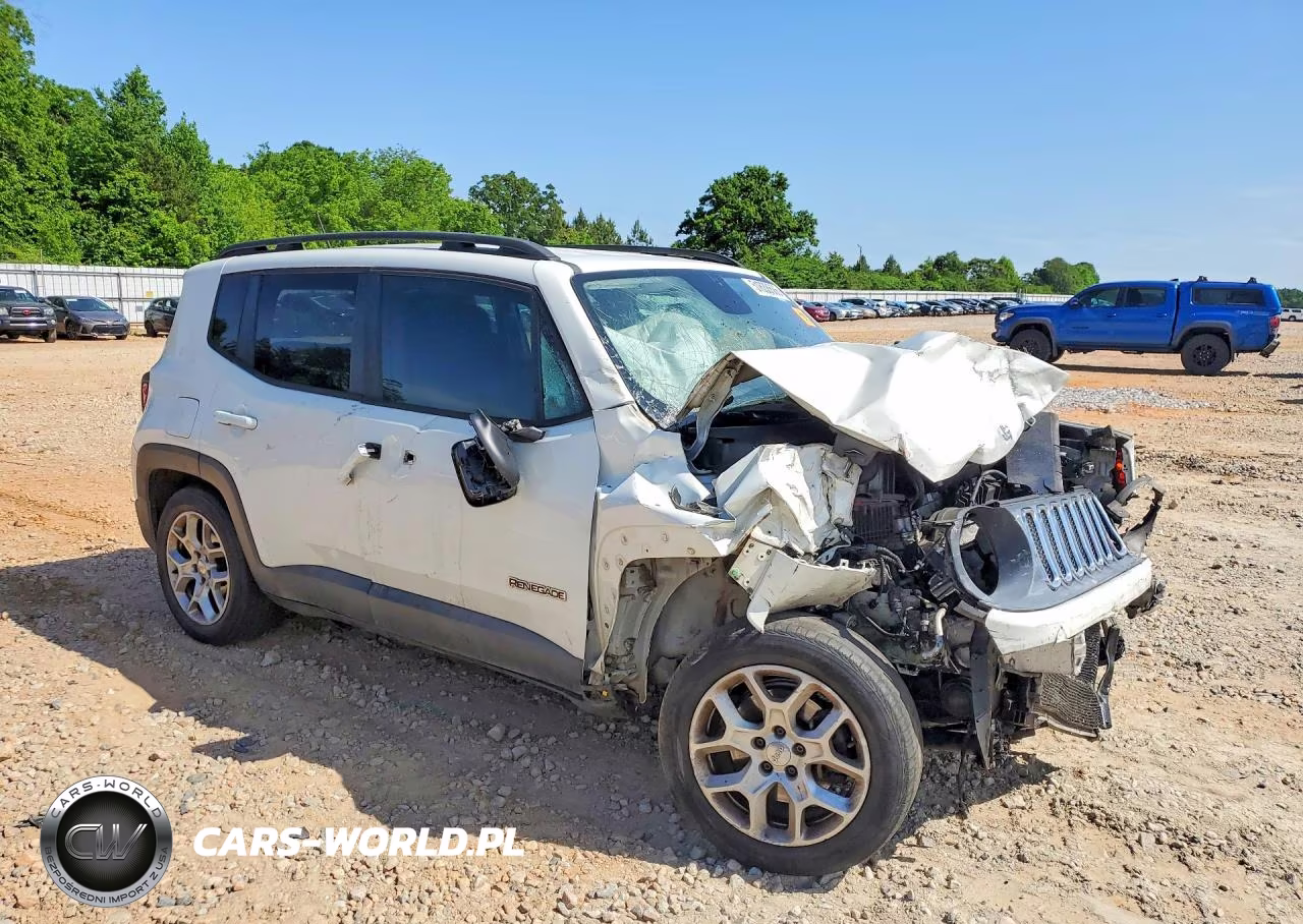 2015 Jeep Renegade Latitude VIN:ZACCJABT0FPB61981 - 4