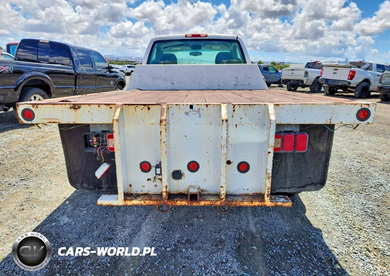 2001 Chevrolet Silverado C3500 VIN:1GCJC34G11F110736 - 6