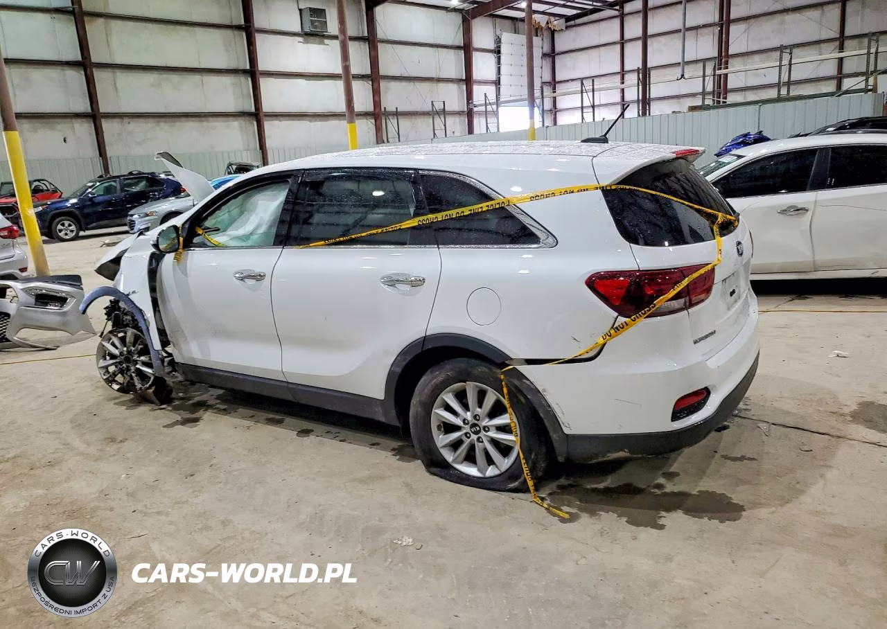 2019 Kia Sorento L VIN:5XYPG4A38KG611742 - 2